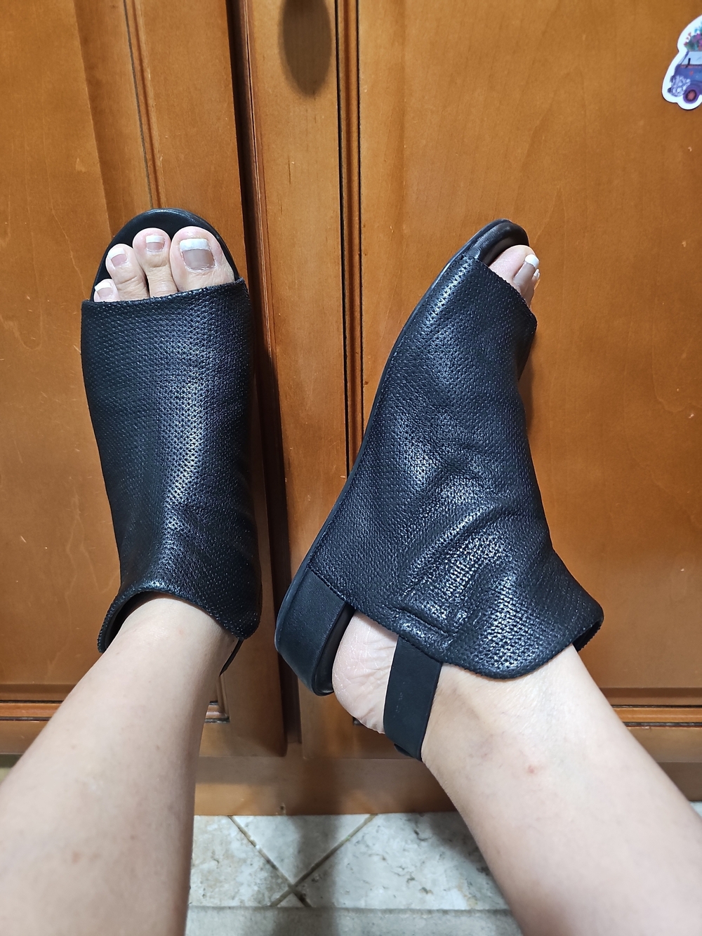 Gentle Souls Rocker 3 Le Black Leather Slingback Sandals Size 7.5M